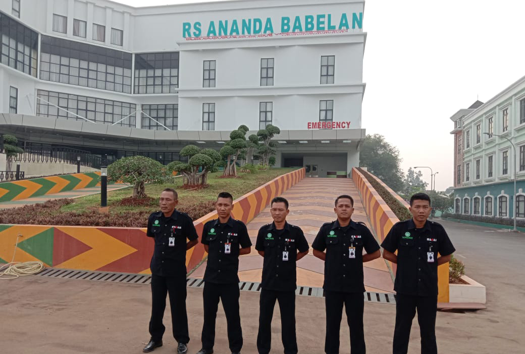 SAGAS security on duty at Ananda Babelan Hospital ini Indonesia
